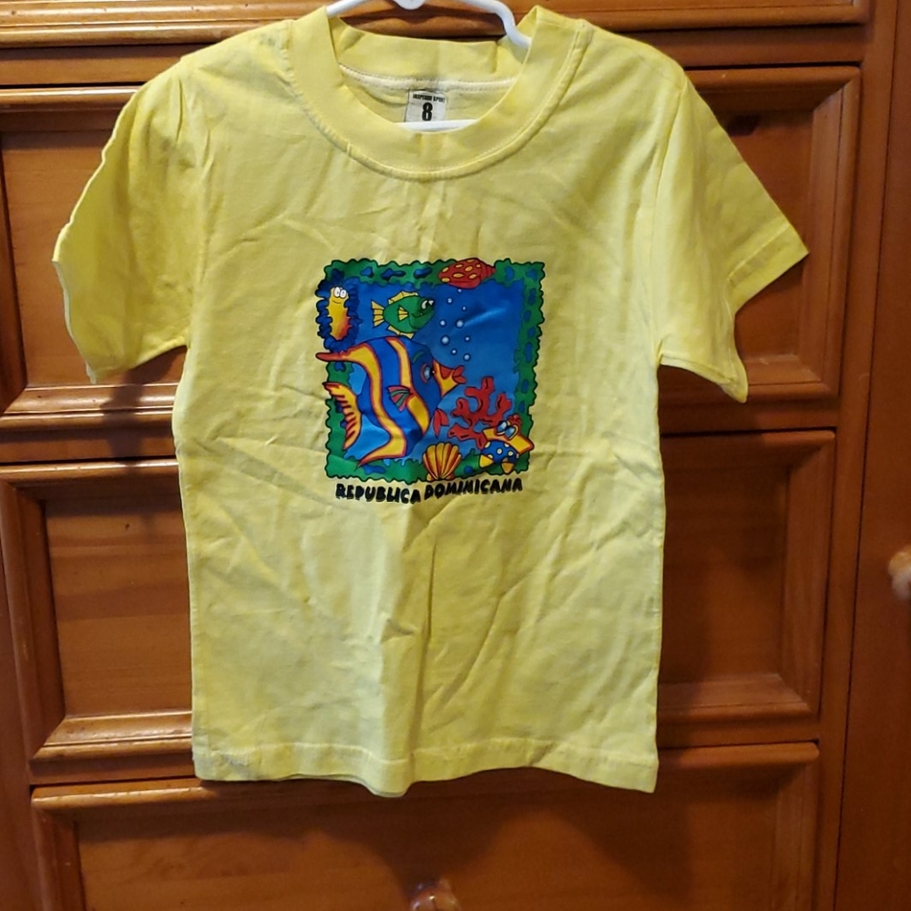 Tee shirt